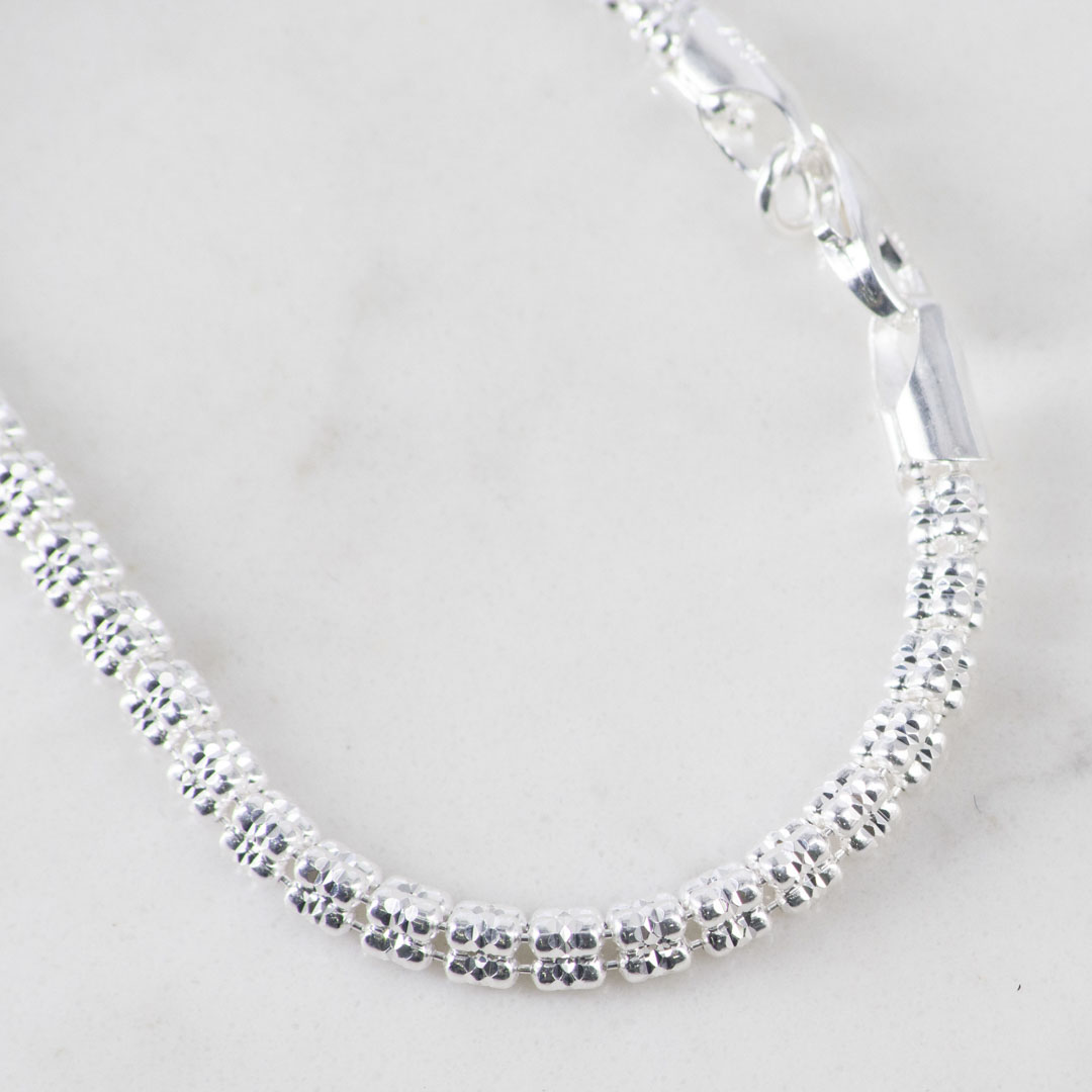 PULSERA TRIANGULAR BARRIL MARTILLADO 4MM-18CM